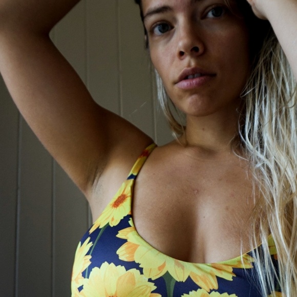 Meet your Posher, Shelby - Picture 1 of 1